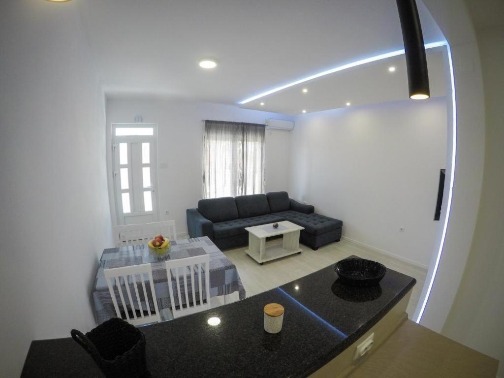 Apartments Tila Trebinje Exterior photo